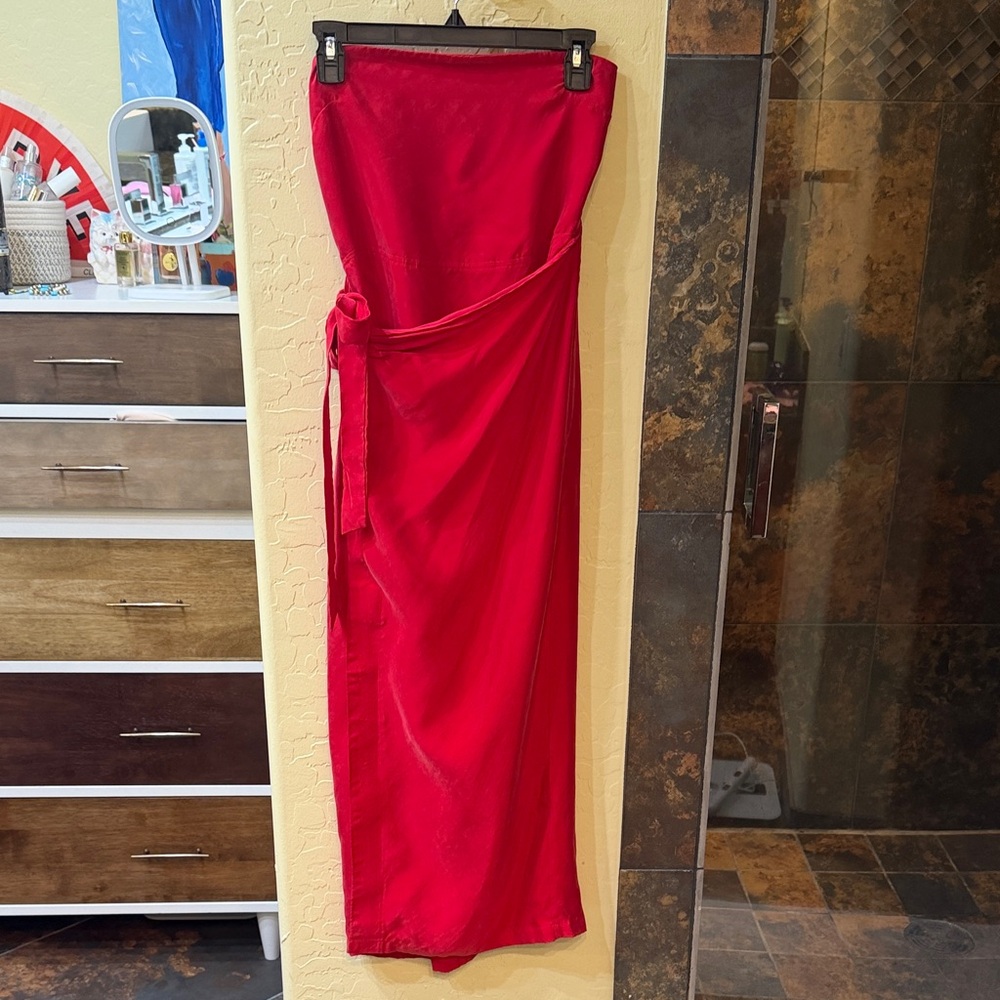 Robyn Strapless Wrap Dress - Medium (8-10)